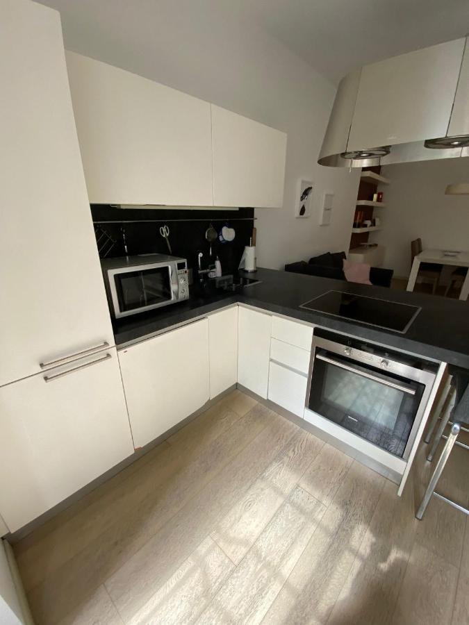 Lovely Apartment In The New Porta Nuova Area Milan Luaran gambar