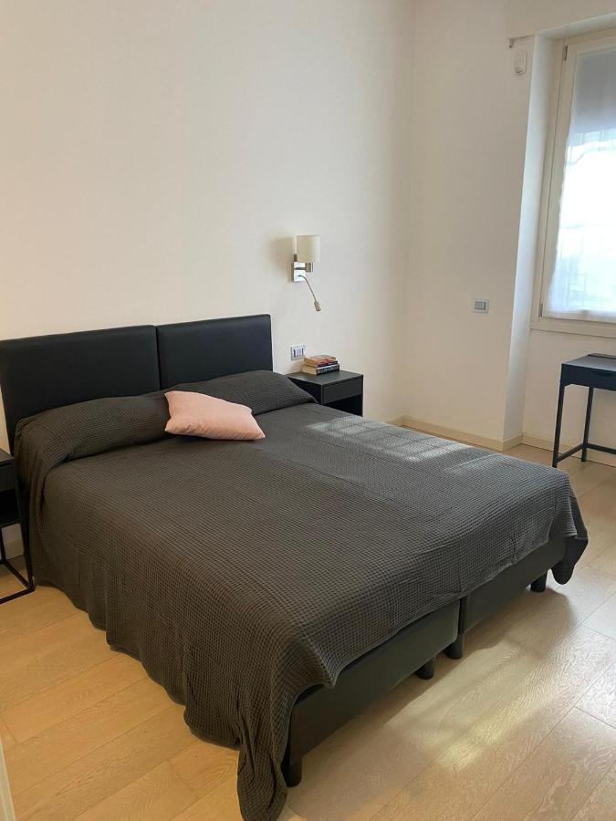 Lovely Apartment In The New Porta Nuova Area Milan Luaran gambar